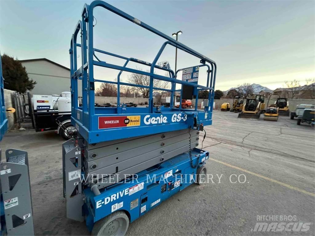 Genie GS3246 Žirkliniai keltuvai