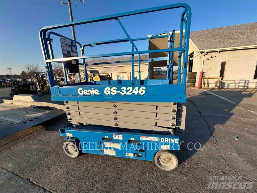 Genie GS3246 Žirkliniai keltuvai
