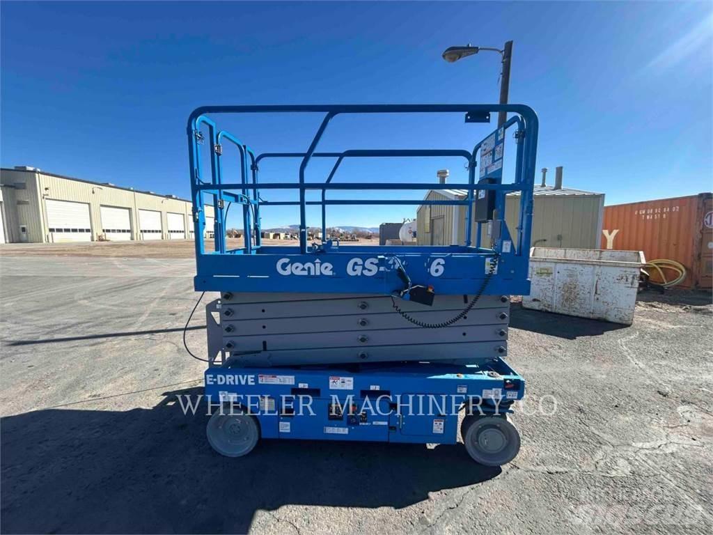 Genie GS3246 Žirkliniai keltuvai