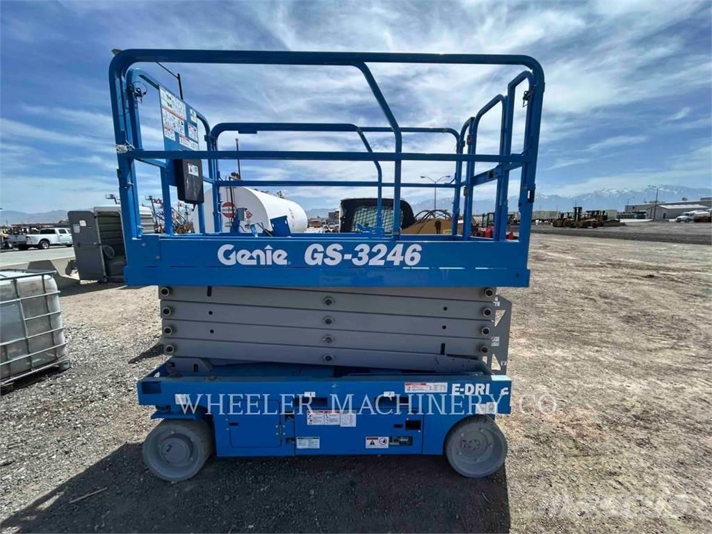 Genie GS3246 Žirkliniai keltuvai