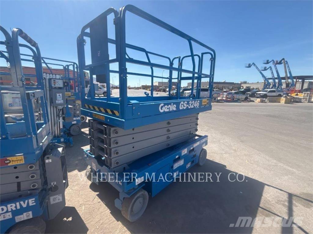 Genie GS3246 Žirkliniai keltuvai