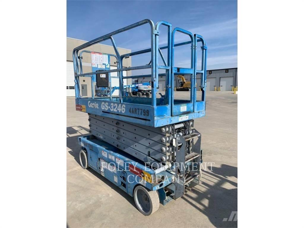 Genie GS3246 Žirkliniai keltuvai