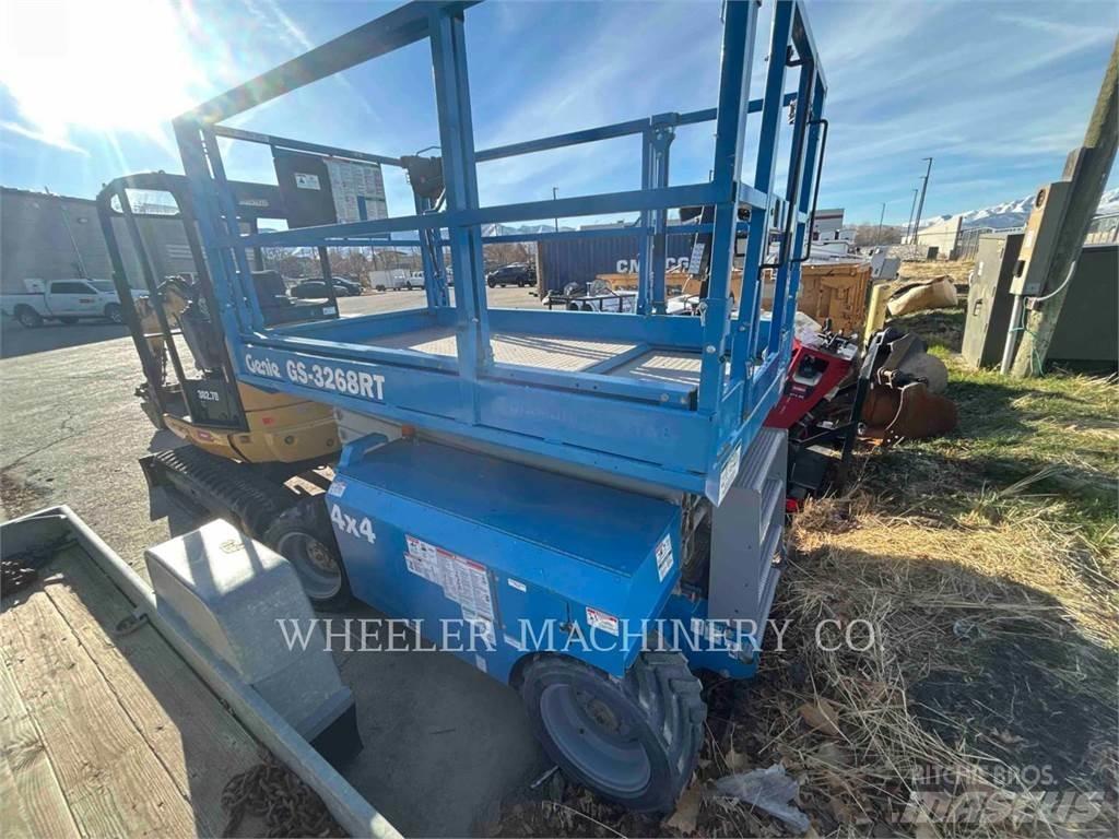 Genie GS3268 RT Žirkliniai keltuvai