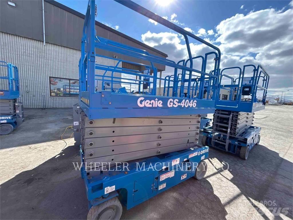 Genie GS4046 Žirkliniai keltuvai