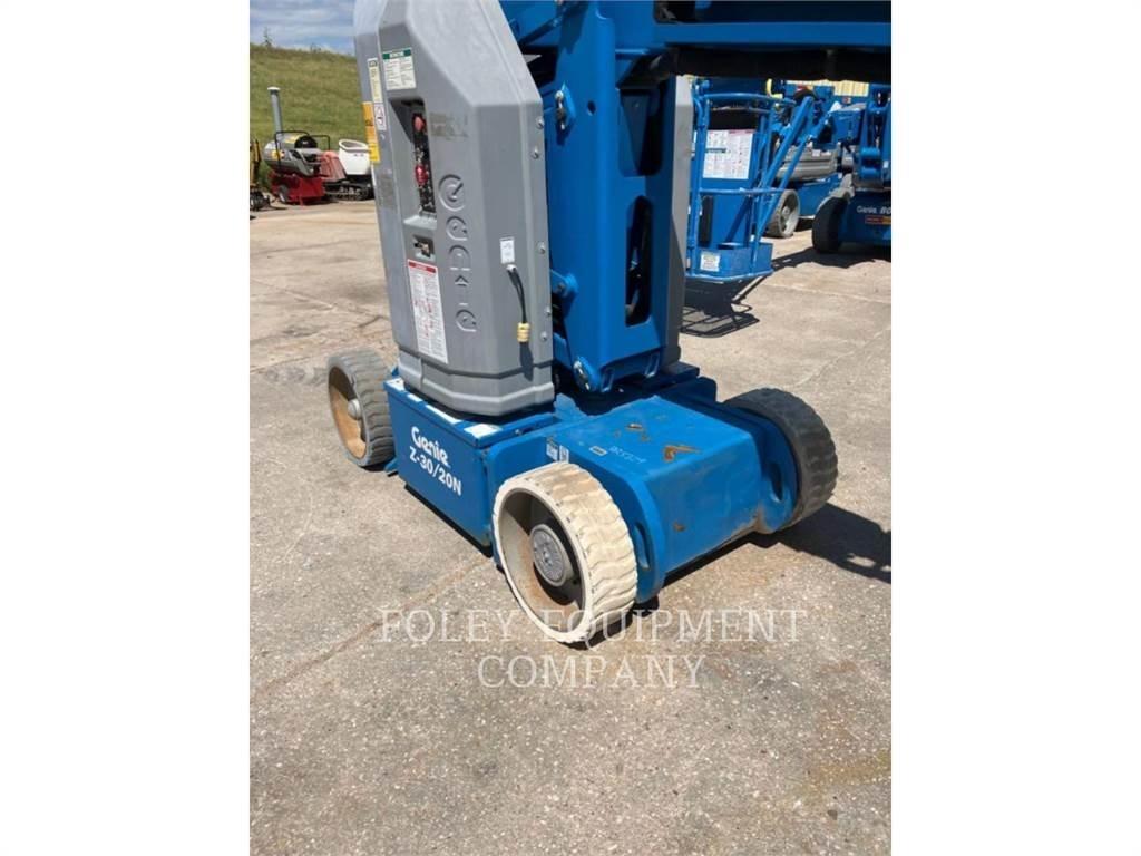 Genie Z30/20N Alkūniniai keltuvai