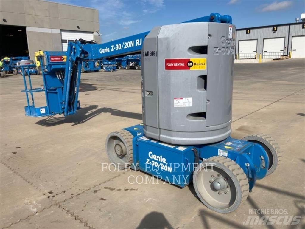 Genie Z30/20NR Alkūniniai keltuvai
