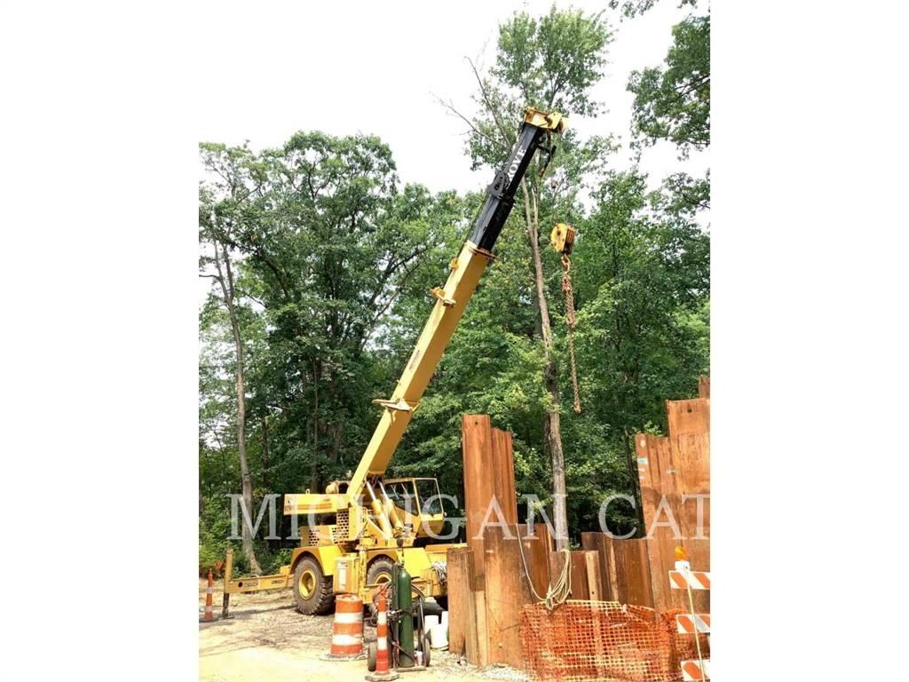 Grove RT528 Visureigiai kranai