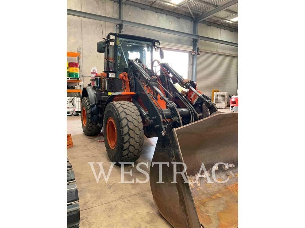 Hitachi ZW180-5B Naudoti ratiniai krautuvai