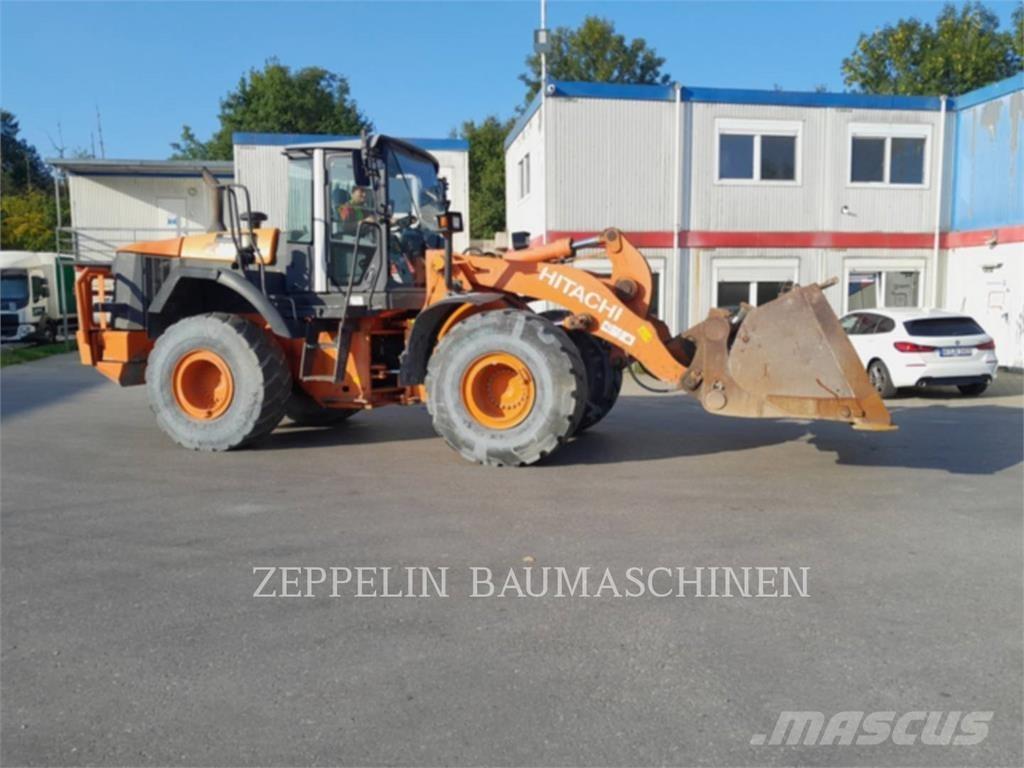 Hitachi ZW250 Naudoti ratiniai krautuvai