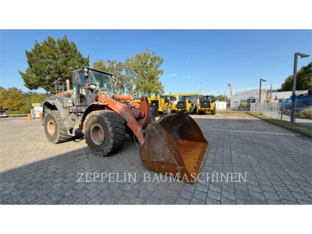 Hitachi ZW250-6 Naudoti ratiniai krautuvai