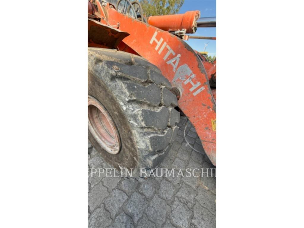 Hitachi ZW250-6 Naudoti ratiniai krautuvai