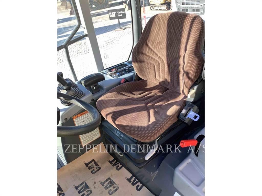 Hitachi ZW95 Naudoti ratiniai krautuvai