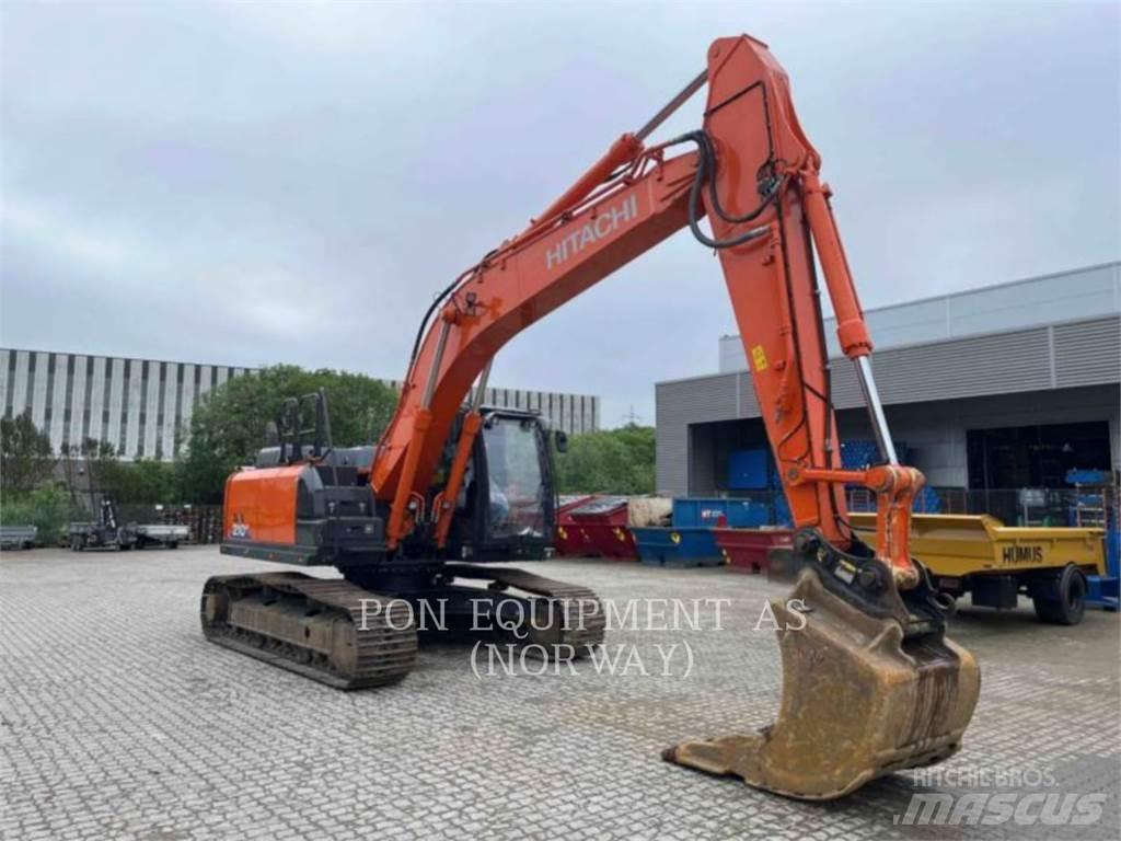Hitachi ZX210 Vikšriniai ekskavatoriai