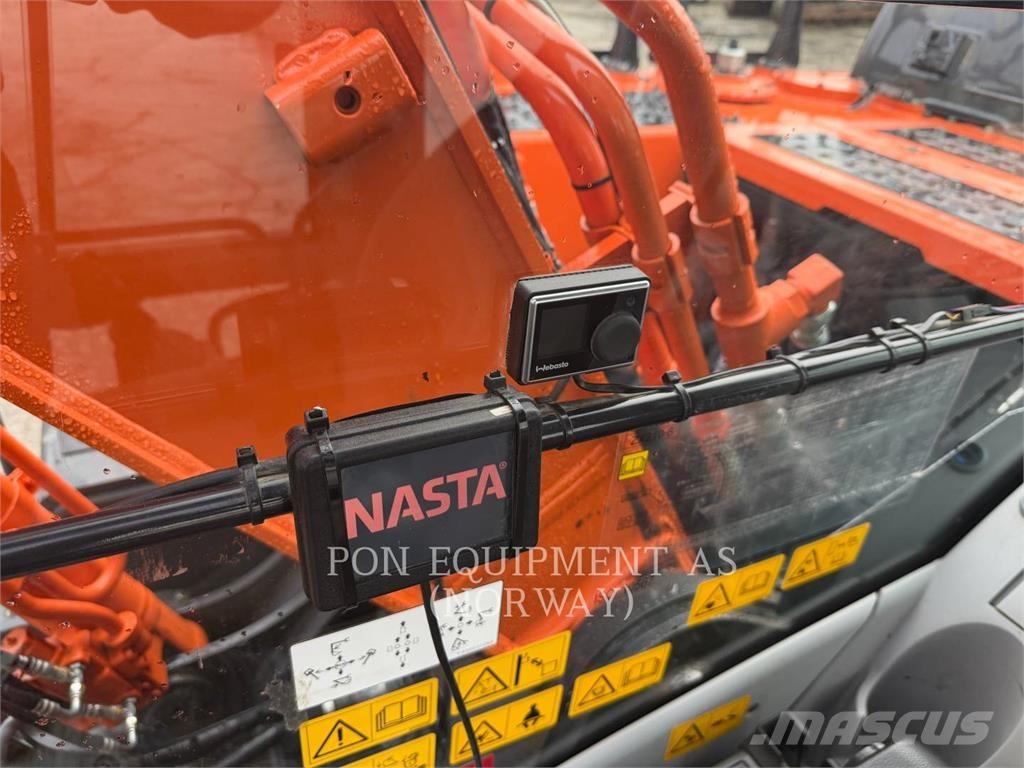 Hitachi ZX210LC Vikšriniai ekskavatoriai