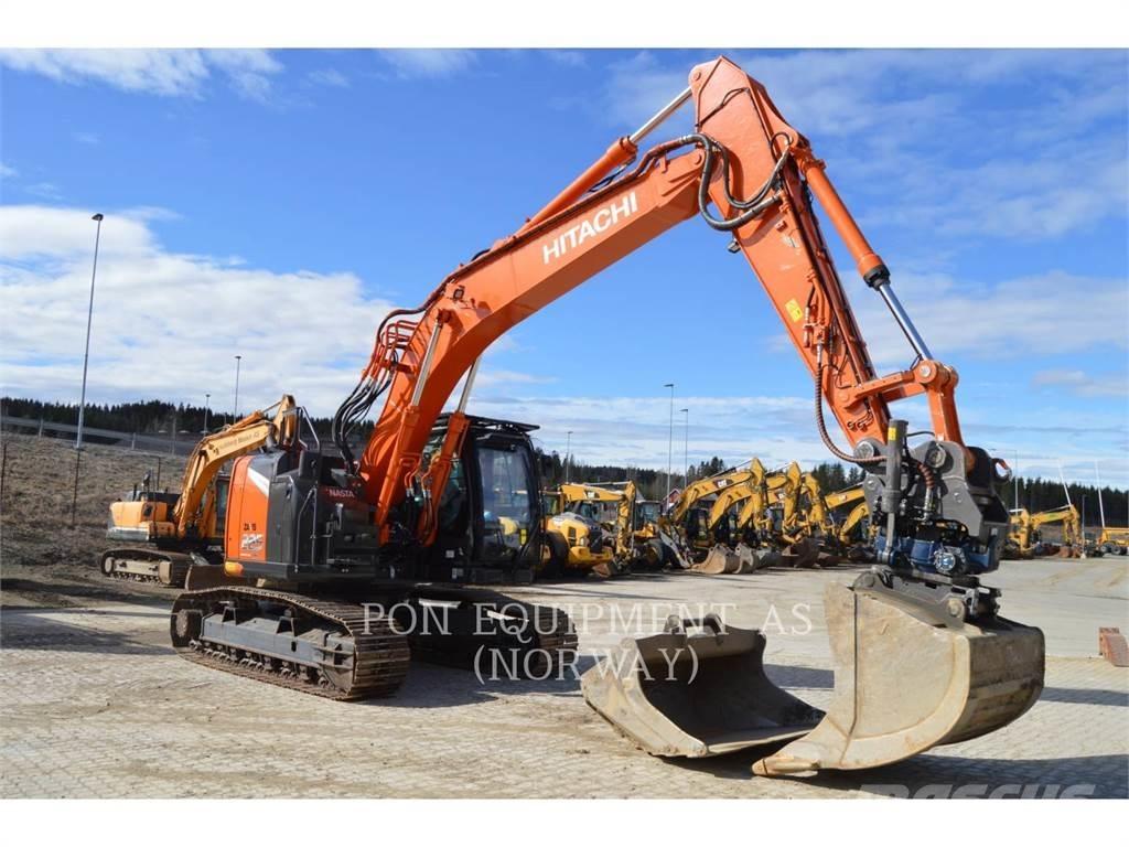 Hitachi ZX225 Vikšriniai ekskavatoriai