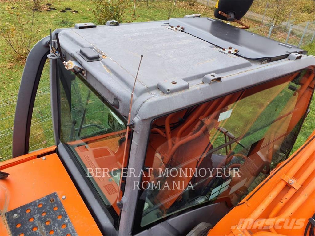 Hitachi ZX280LCN-3 Vikšriniai ekskavatoriai