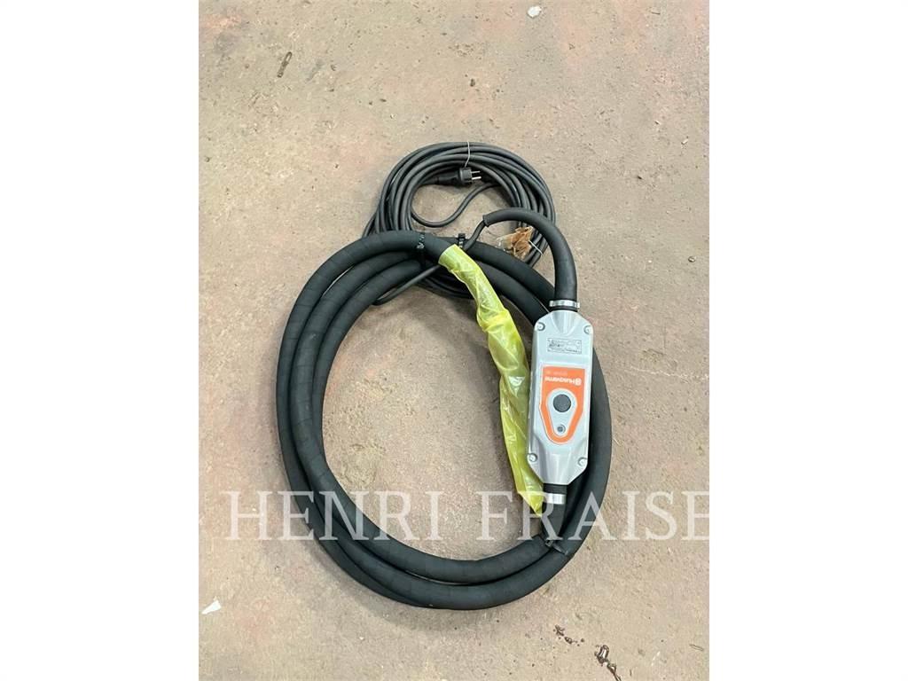 Husqvarna SMART 40 Statyba - Kita