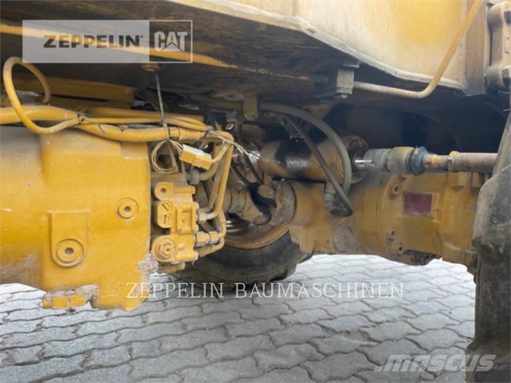 Hydrema M1220 Ratiniai ekskavatoriai