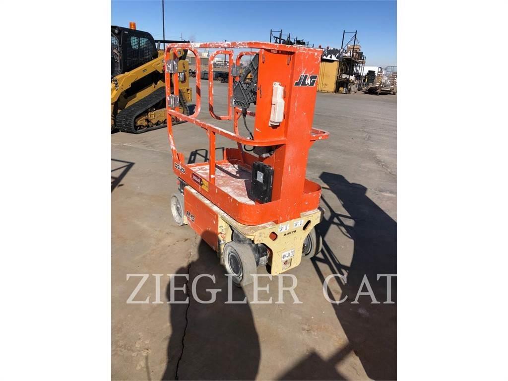 JLG 1230ES Žirkliniai keltuvai