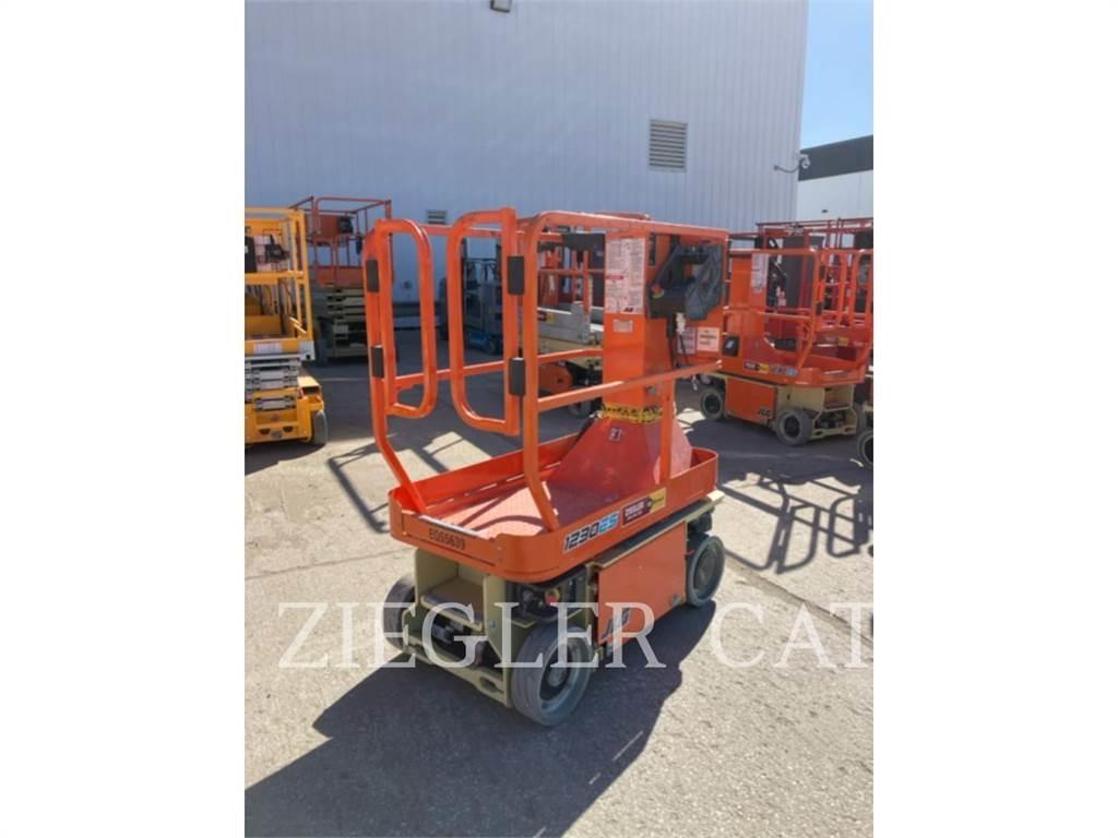 JLG 1230ES Žirkliniai keltuvai