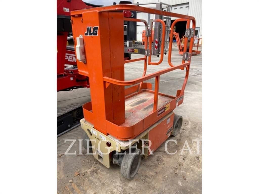 JLG 1230ES Žirkliniai keltuvai