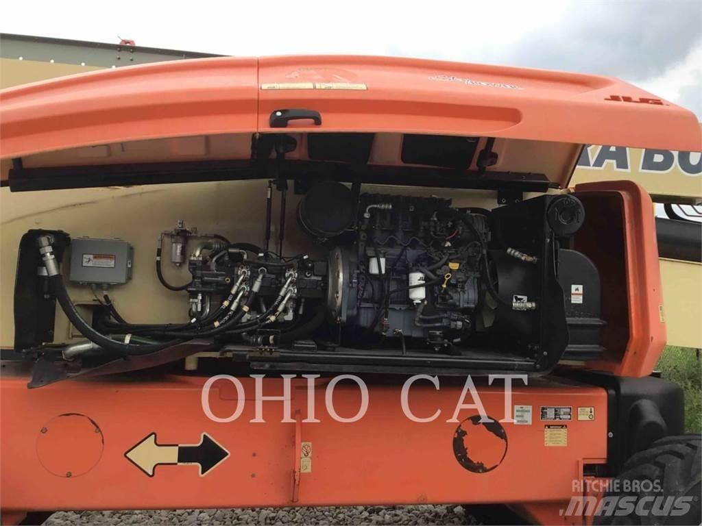 JLG 1250AJP Alkūniniai keltuvai