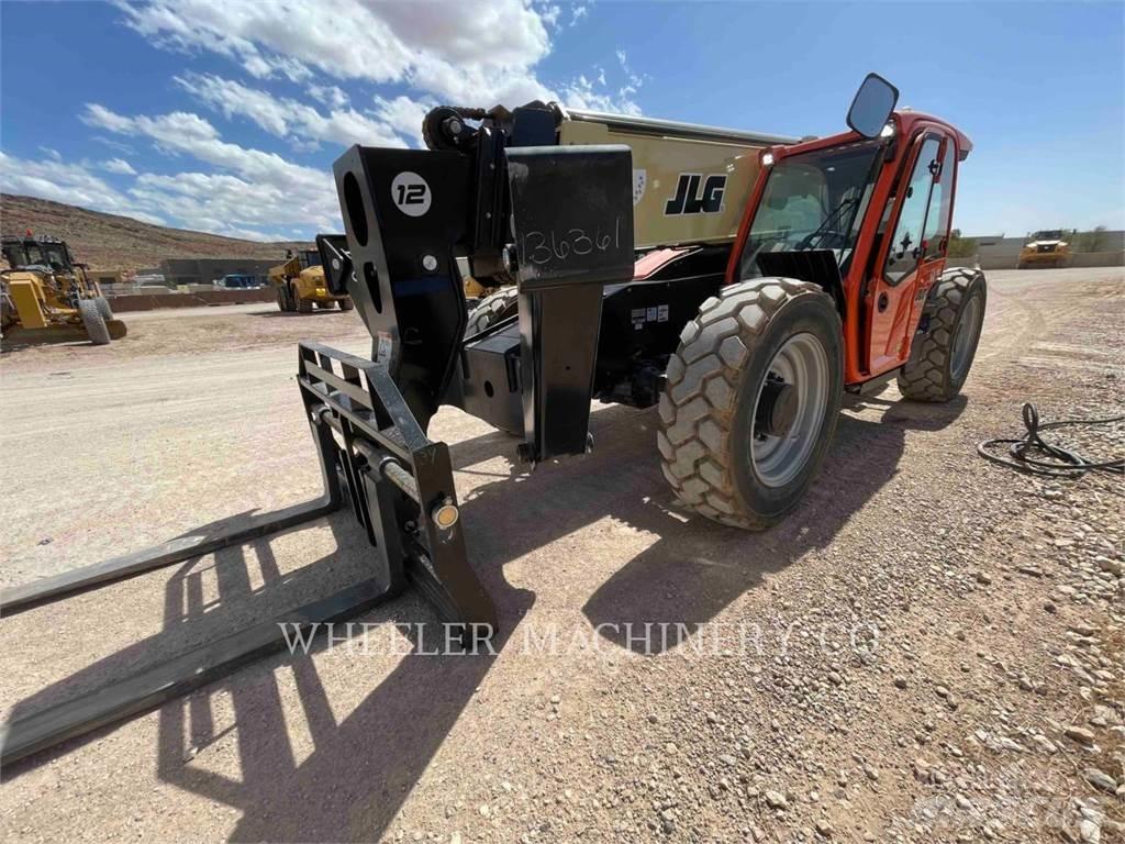 JLG 1255 Teleskopiniai krautuvai