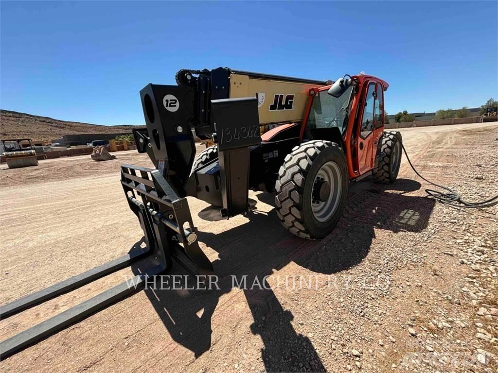 JLG 1255 Teleskopiniai krautuvai