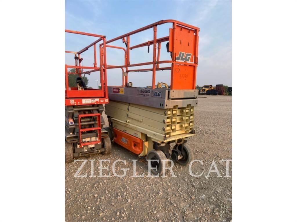 JLG 2630ES Žirkliniai keltuvai