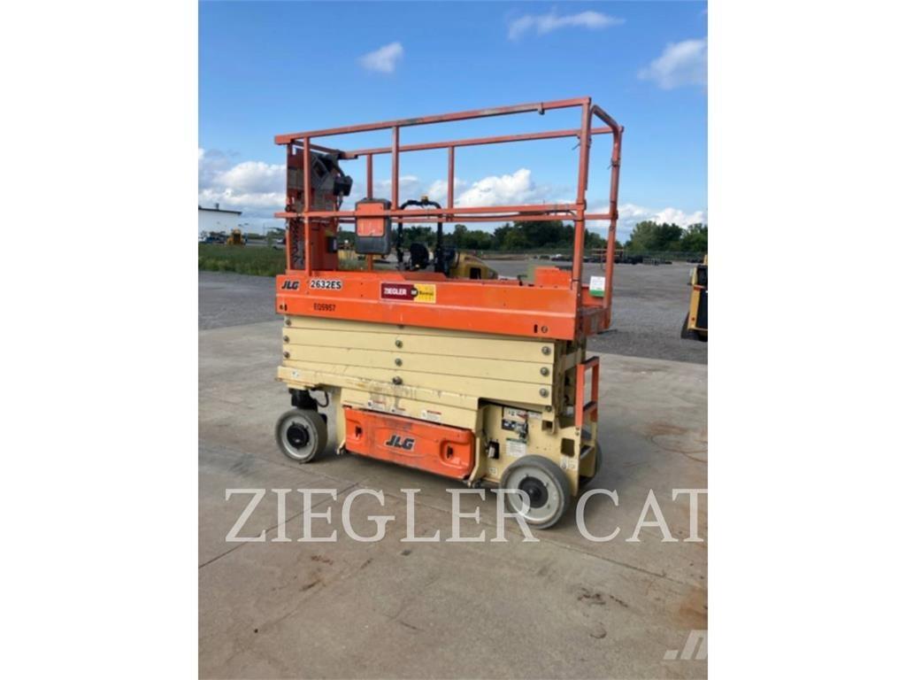 JLG 2632ES Žirkliniai keltuvai