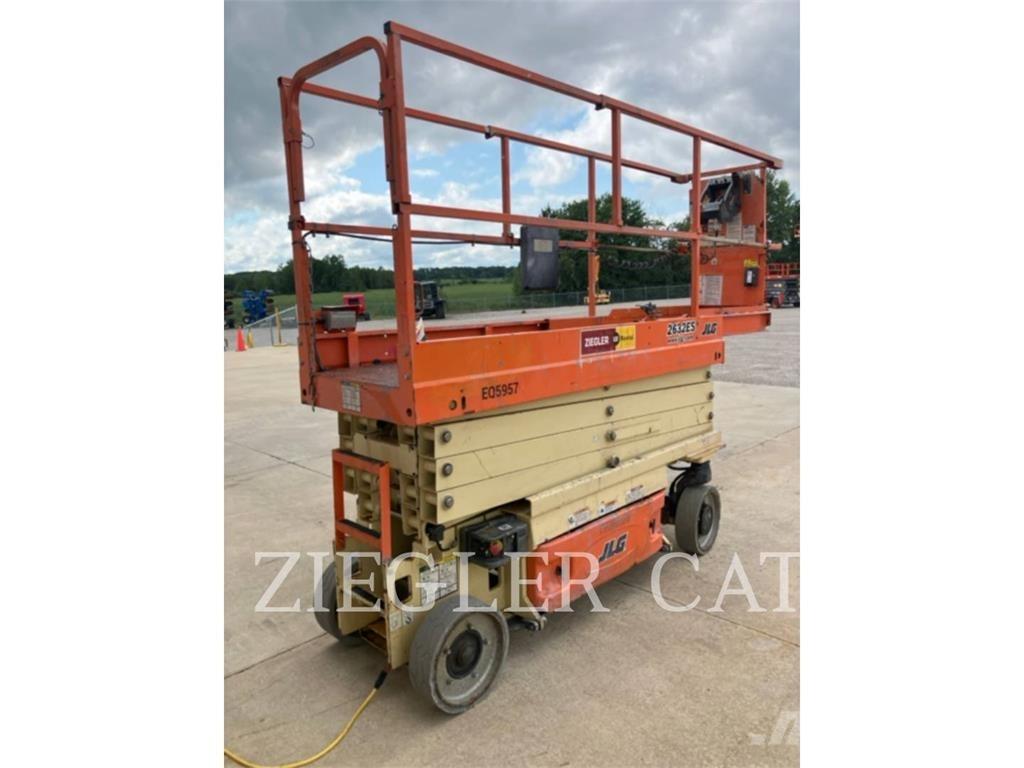 JLG 2632ES Žirkliniai keltuvai