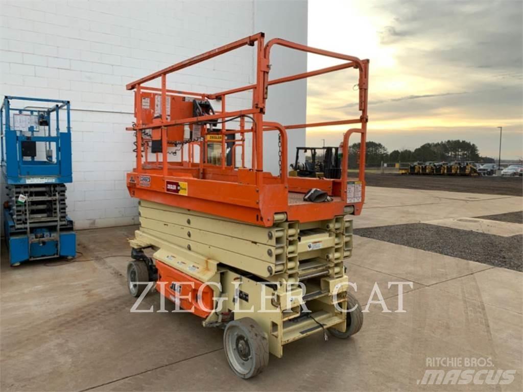 JLG 3246ES Žirkliniai keltuvai