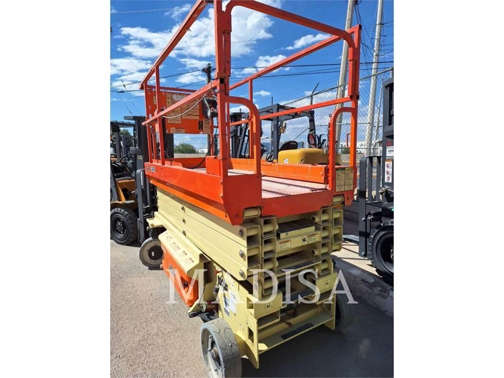 JLG 3246ES Žirkliniai keltuvai