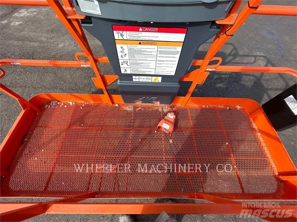 JLG 460SJ Alkūniniai keltuvai