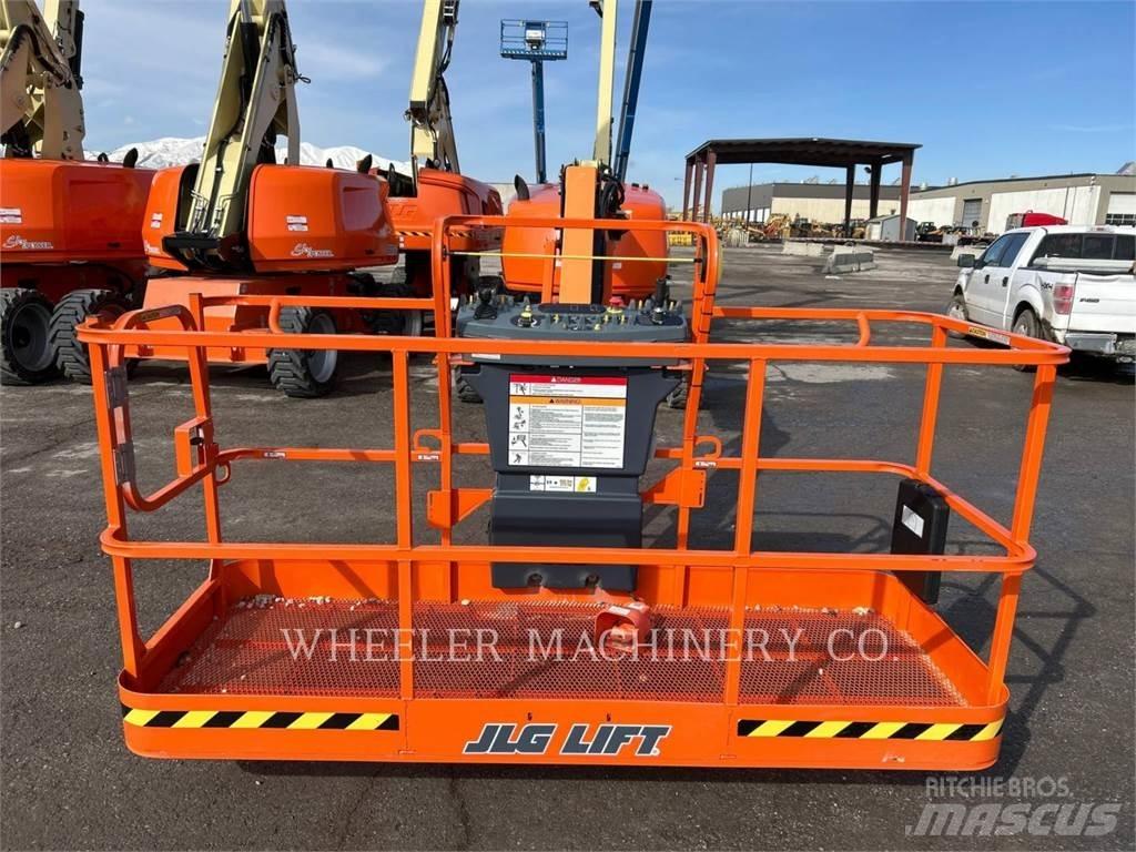 JLG 460SJ Alkūniniai keltuvai
