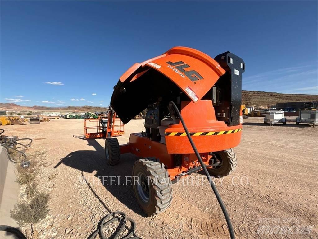 JLG 460SJ SP Alkūniniai keltuvai
