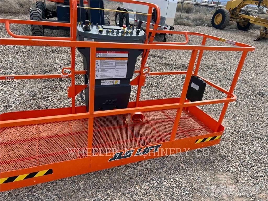 JLG 460SJ SP Alkūniniai keltuvai