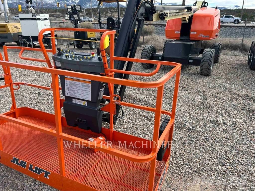JLG 460SJ SP Alkūniniai keltuvai