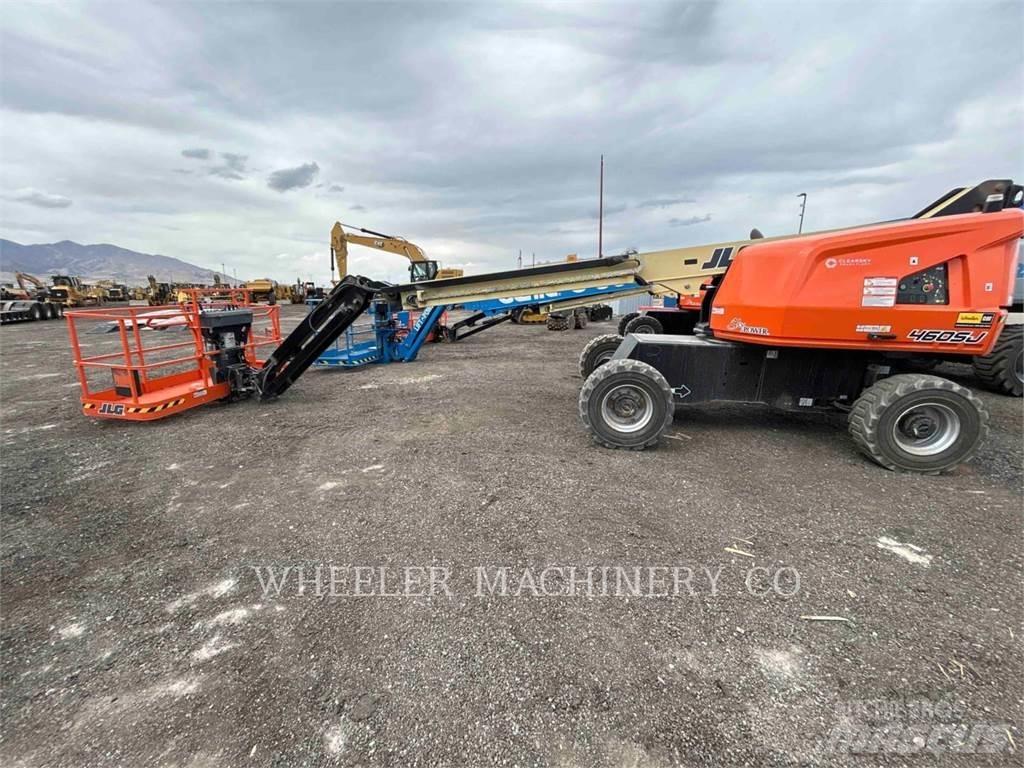 JLG 460SJ SP Alkūniniai keltuvai