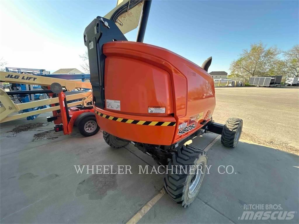 JLG 460SJ SP Alkūniniai keltuvai