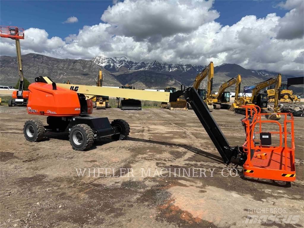 JLG 460SJ SP Alkūniniai keltuvai