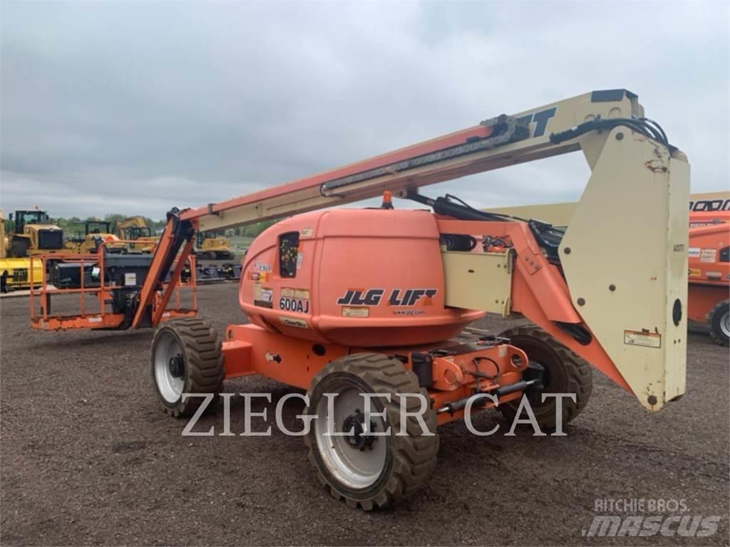 JLG 600AJ Alkūniniai keltuvai