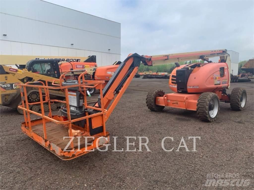 JLG 600AJ Alkūniniai keltuvai