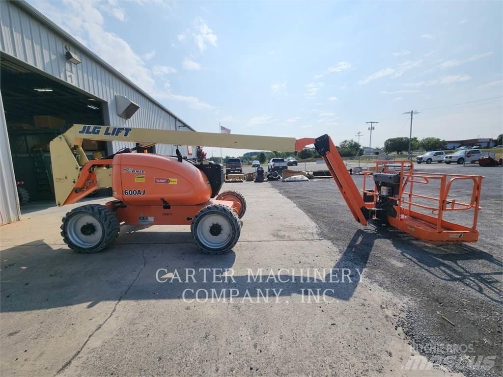 JLG 600AJ Alkūniniai keltuvai