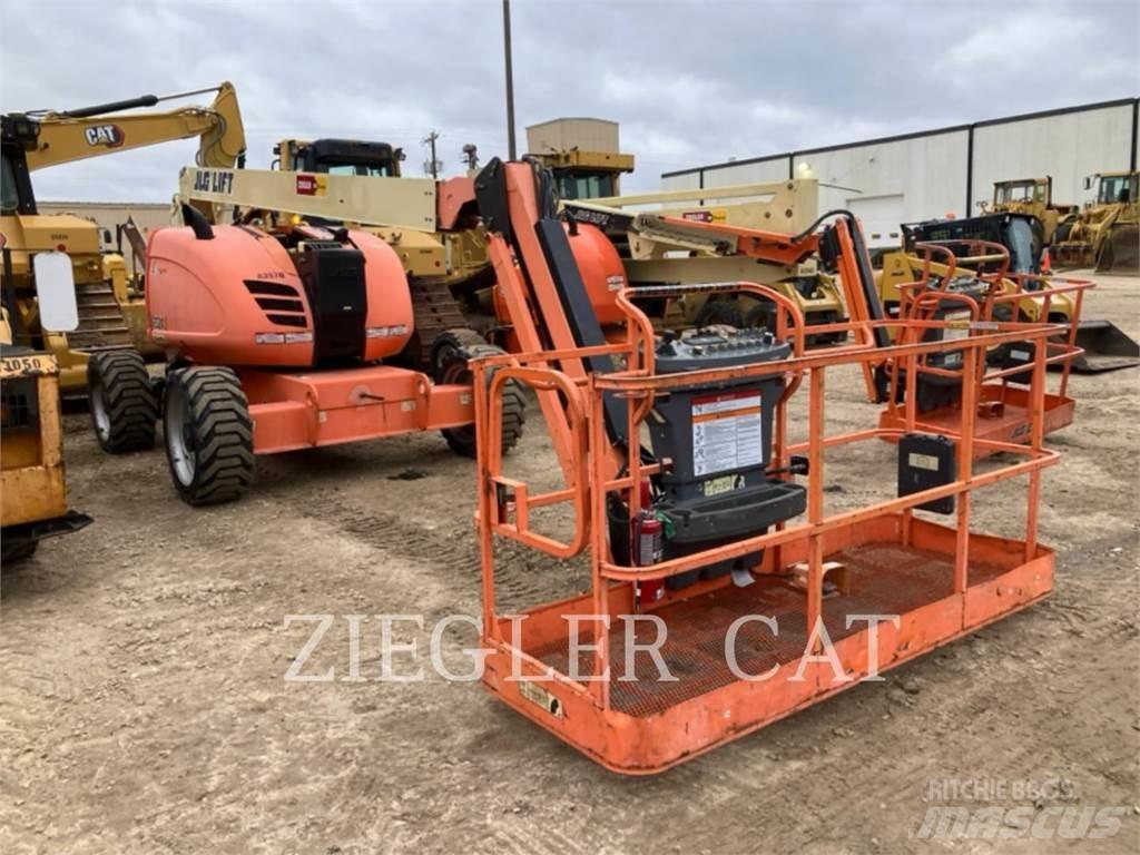 JLG 600AJ Alkūniniai keltuvai