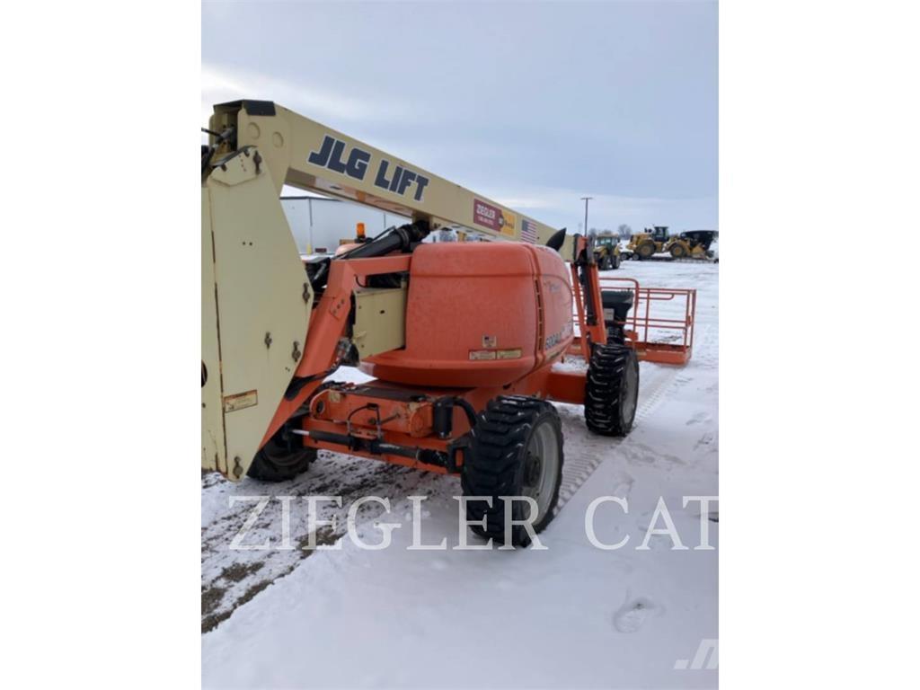 JLG 600AJ Alkūniniai keltuvai