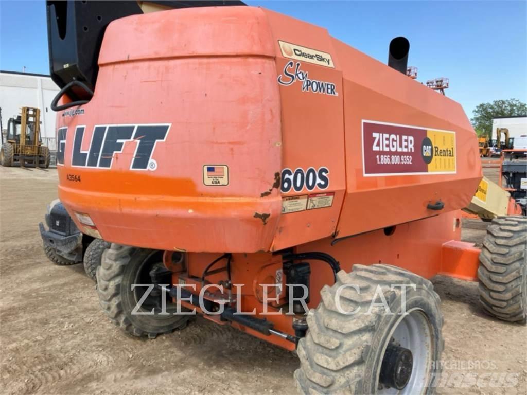 JLG 600S Alkūniniai keltuvai