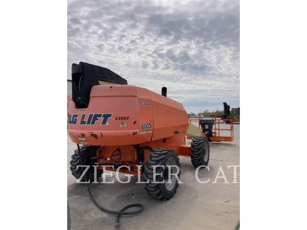 JLG 600S Alkūniniai keltuvai