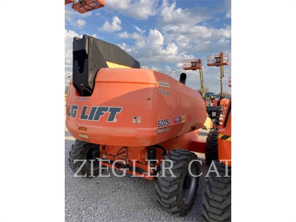 JLG 600S Alkūniniai keltuvai