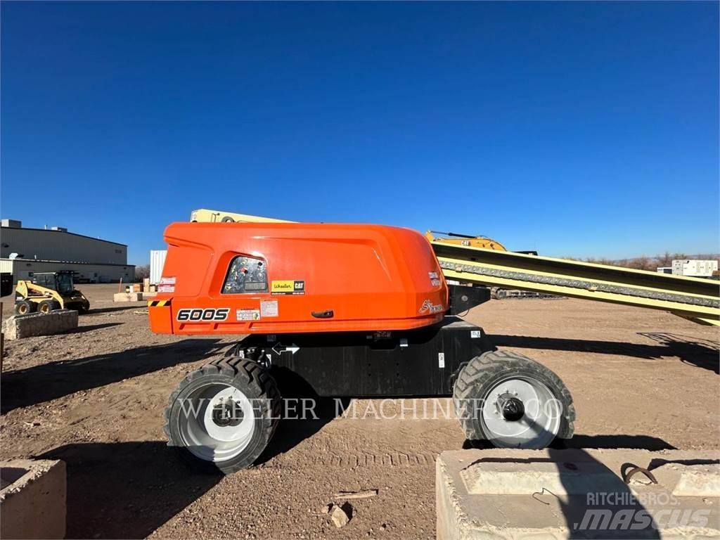 JLG 600S SP Alkūniniai keltuvai